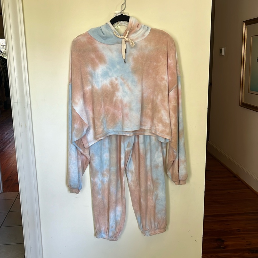 Urban outfitters tie-dye matching sweat set